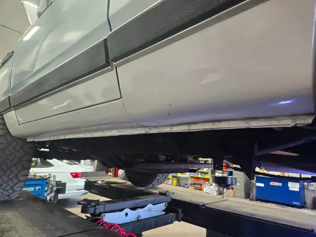 1988 Dodge Ram Charger 4X4 / 318ci Rare ! - Photo 36