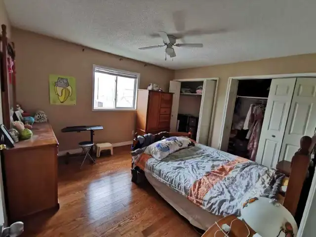 Master room for rent