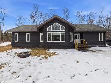 164 Ayashawath Cres. Buffalo Point, MB