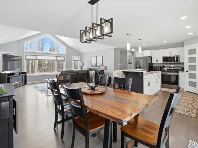 164 Ayashawath Cres. Buffalo Point, MB - Photo 3