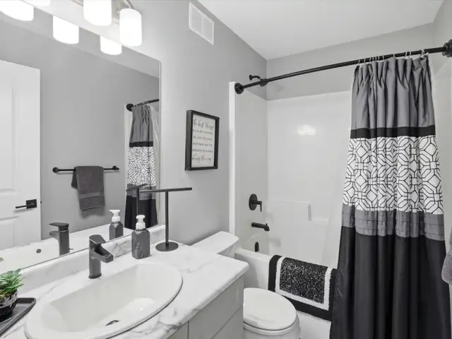 164 Ayashawath Cres. Buffalo Point, MB - Photo 8