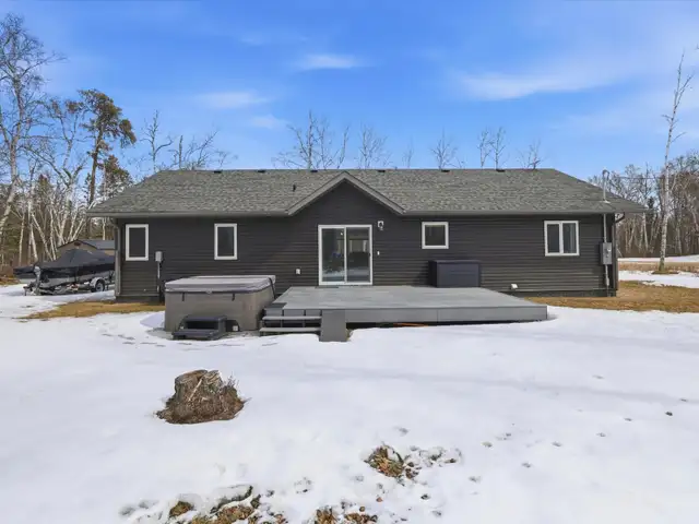 164 Ayashawath Cres. Buffalo Point, MB - Photo 10