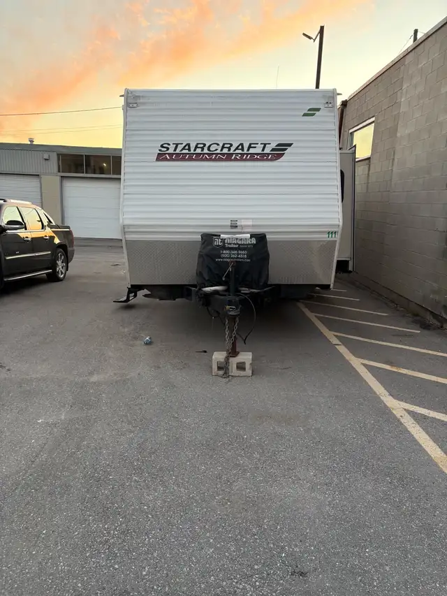 2011 starCraft 32.9ft travel trailer