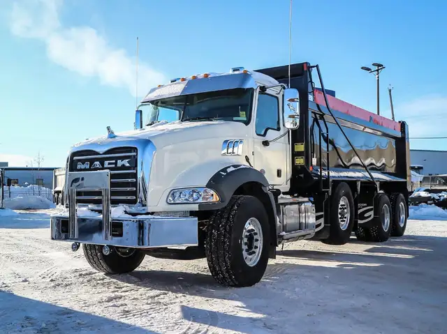 AZ or DZ TRI AXLE DUMP TRUCK DRIVER WANTED - Photo 2