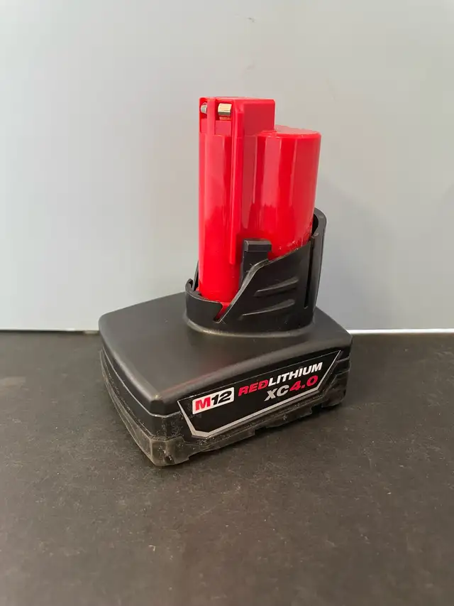 MILWAUKEE M12 XC 4.0AH BATTERY