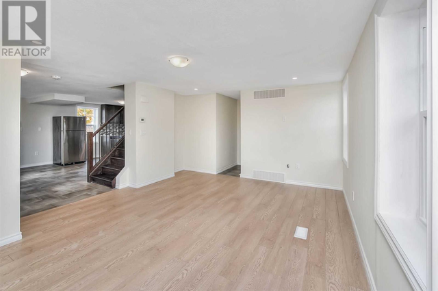All Inclusive Spacious 3 Bedroom 2.5 Bath For Rent In Kitchener - Photo 3