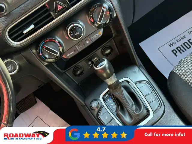 2021 Hyundai Kona 2.0L Preferred HEATED SEATS | APPLE CARPLAY... - Photo 19