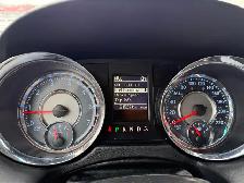 2016 Chrysler Town & Country Premium ONLY 151K - Photo 18