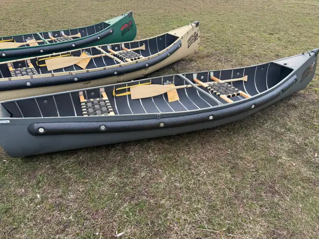 Sportspal 12ft square stern canoes Barrie/ Newmarket/ north bay - Photo 2