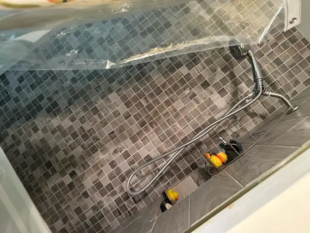 chambre a louer dans  jolie maison avec cour arrière - Photo 4