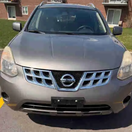 Offering For Sale 2012 Nissan Rogue!