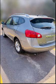Offering For Sale 2012 Nissan Rogue! - Photo 2