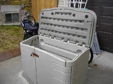 large deck box first $80 cash takes it - Photo 2