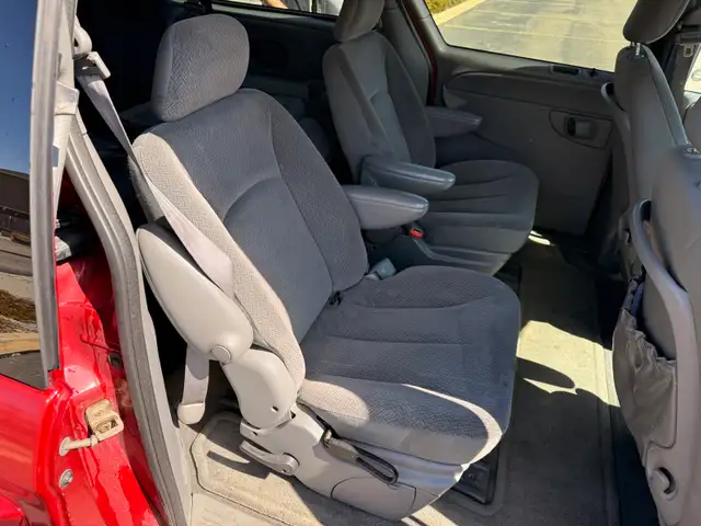 Dodge grand caravan - Photo 10
