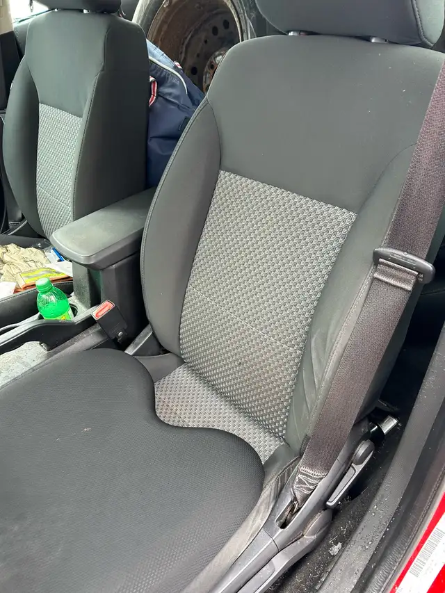 2009 Dodge Avenger - Photo 5