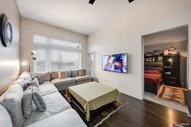 Scott Living Emma Sectional Sofa Set with Ottoman - Photo 2