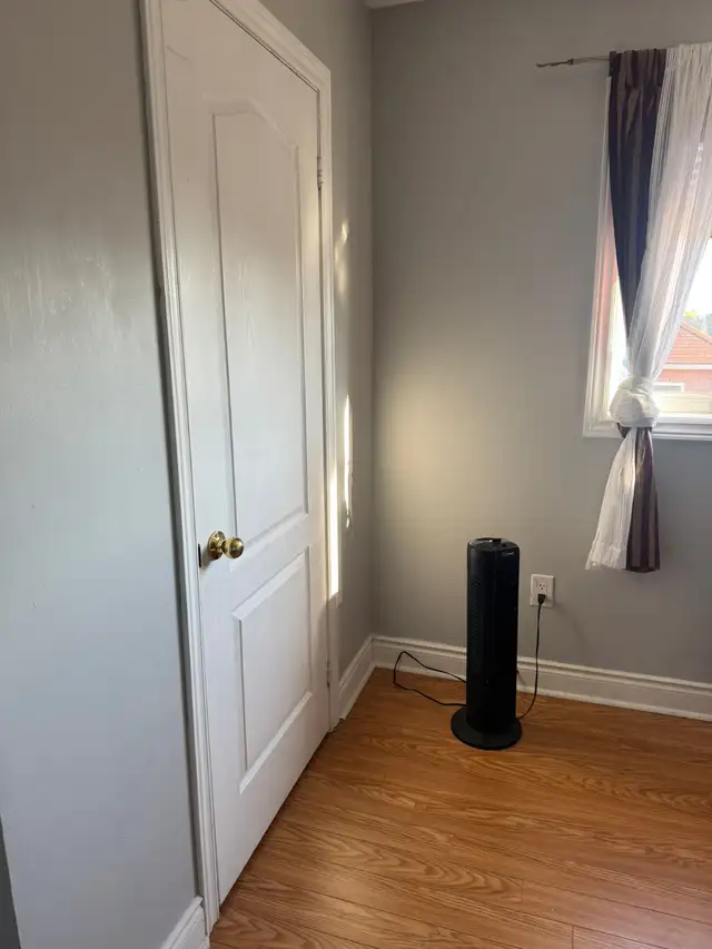 Bedroom for rent - Photo 6