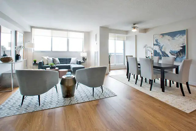 Fully Renovated 2 Bedroom Large, 2 Bath for Rent in Etobicoke! - Photo 5