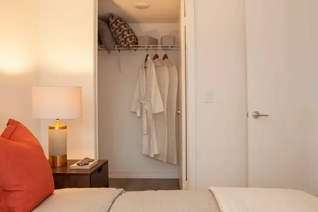 Brand New 3-Bdrm.   Den in North York!  York Mills Rd. and DVP! - Photo 7