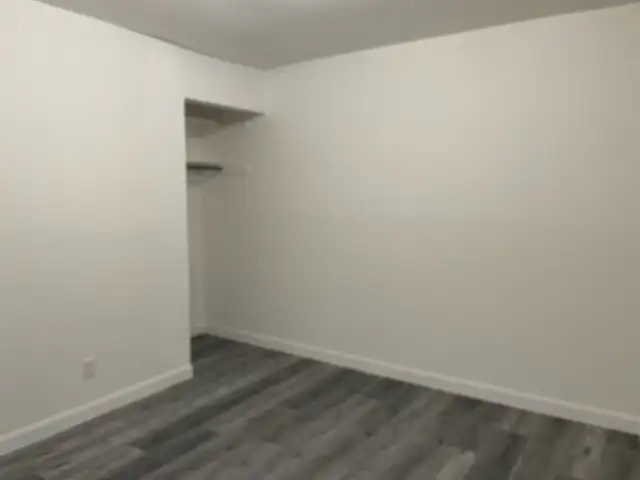 Superbe logement 3 1/2 demi sous-sol rénové Juillet - Photo 6