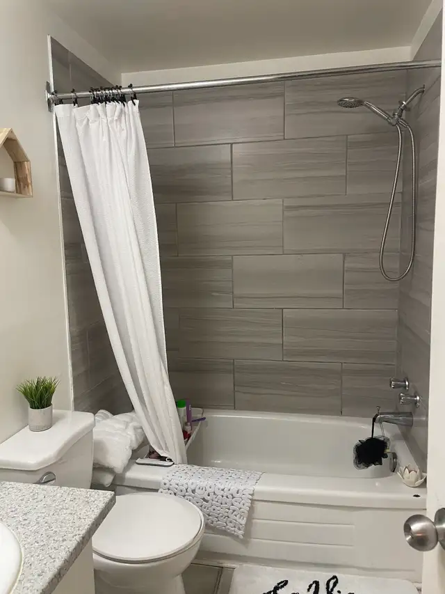 Superbe loft 1 1/2 1er étage Charlesbourg  JUILLET - Photo 6