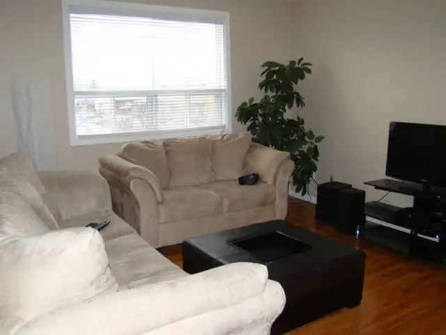 Beau logement 3ème ouest début Charlesbourg JUILLET - Photo 6