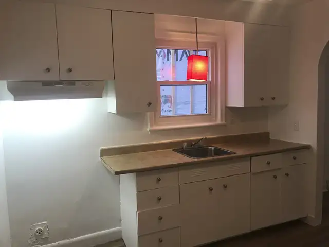 Beau grand 3 1/2, rue Vitré Limoilou, WIFI petit chien considéré - Photo 2