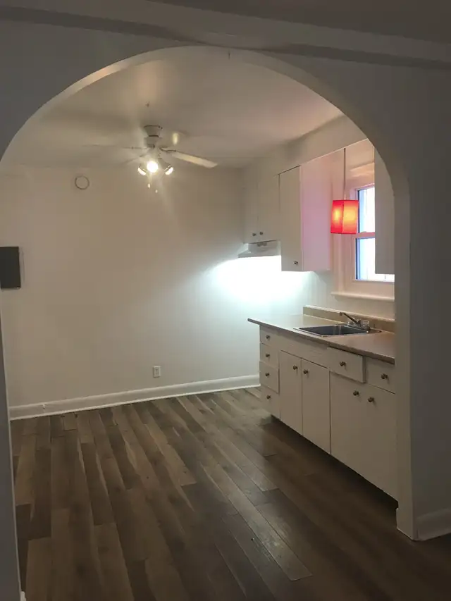 Beau grand 3 1/2, rue Vitré Limoilou, WIFI petit chien considéré - Photo 5