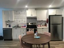 Superbe grand 4 1/2 Ste-Foy tout-inclus meublé juillet