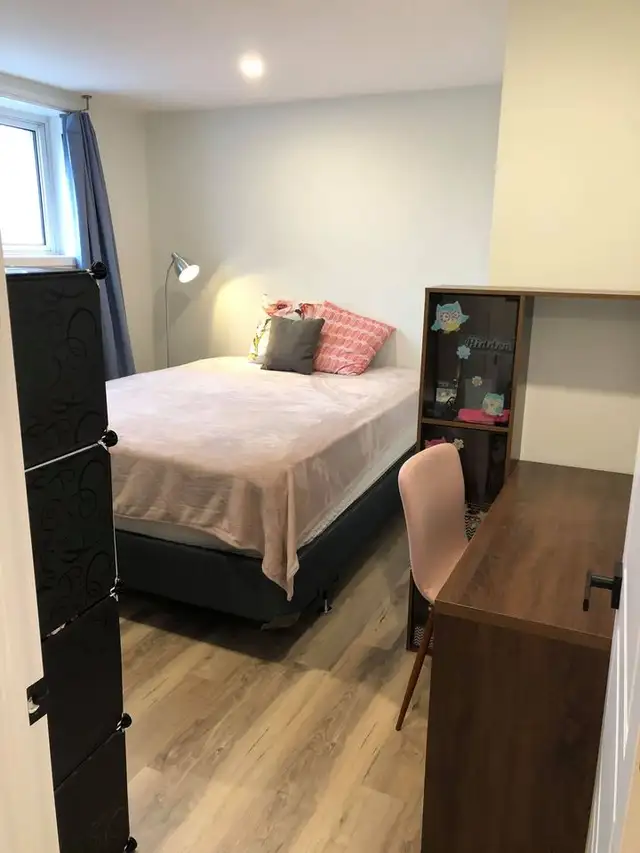Superbe grand 4 1/2 Ste-Foy tout-inclus meublé juillet - Photo 6