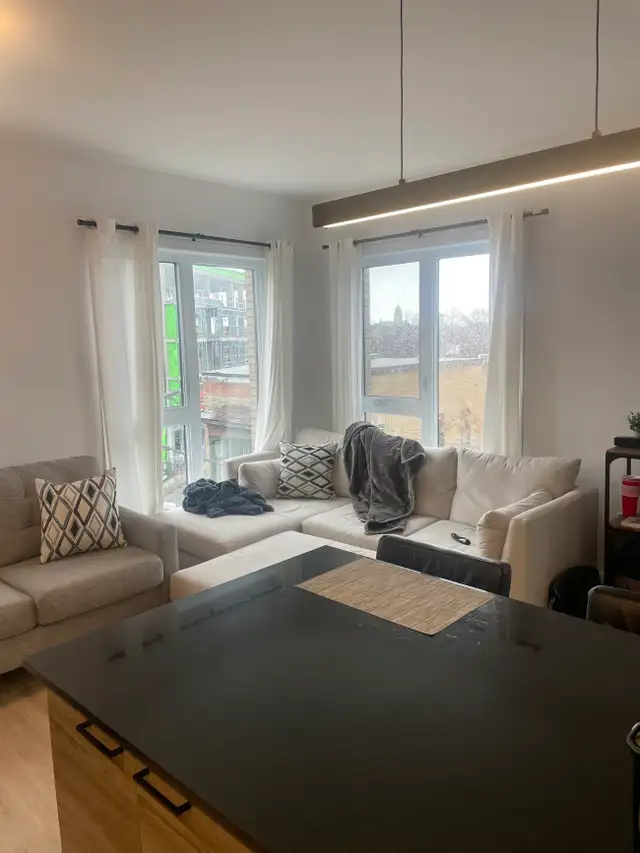 Superbe 3 1/2,Centre-Ville Construction neuve Libre MOISGRATUIT - Photo 2