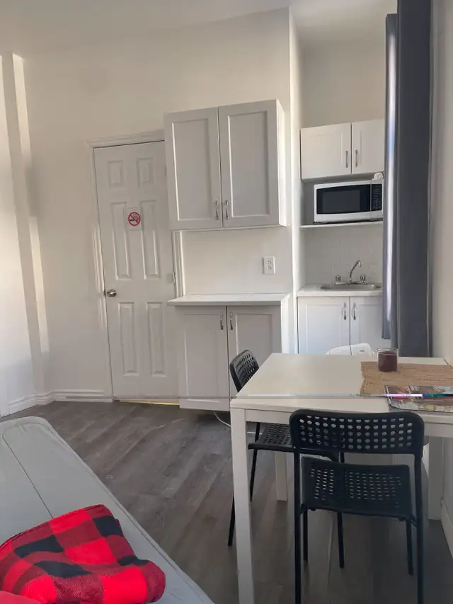 Superbe studio loft, St-Joseph Ouest, Juillet WIFI - Photo 8