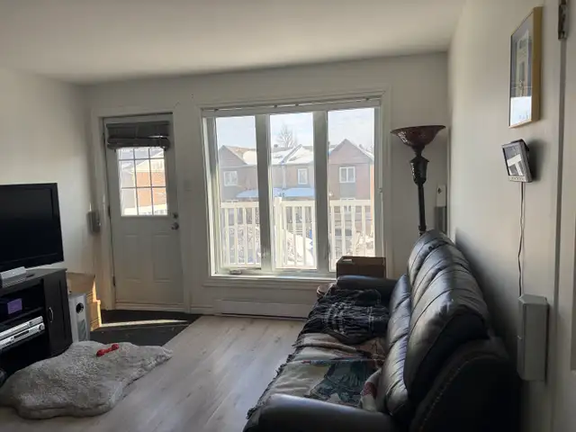 Superbe grand 4 1/2, 2e étage Charlesbourg Mai - Photo 2