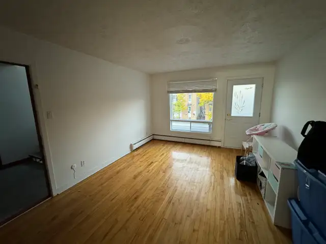 Très grand beau 4 1/2, Ave. du Colisée, rénové, chauffé, - Photo 5