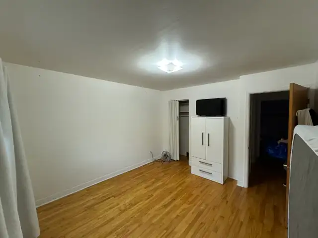 Très grand beau 4 1/2, Ave. du Colisée, rénové, chauffé, - Photo 7