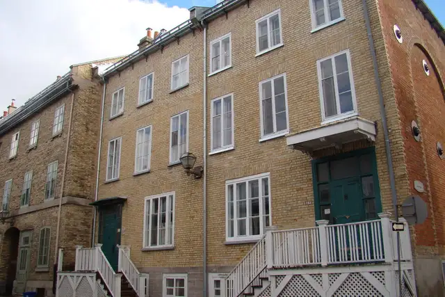 Magnifique grand 5 1/2, Vieux-Québec juillet