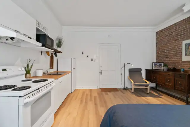 Superbes studio meublé tout inclus WIFI juillet - Photo 4
