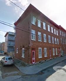 Superbe 3 1/2 Saint-Sauveur, rez de chaussé LIBRE