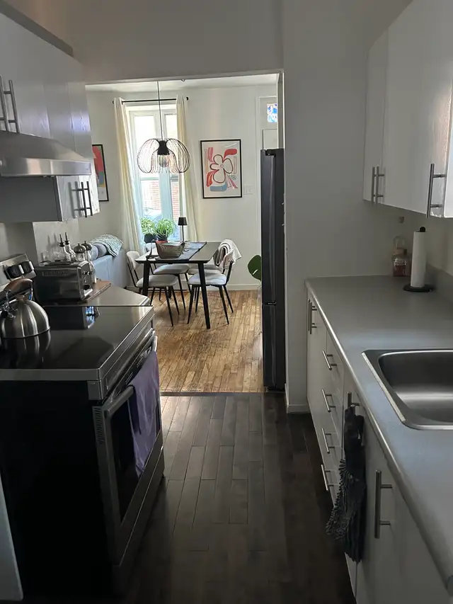 Superbe 3 1/2 Saint-Sauveur, rez de chaussé LIBRE - Photo 12