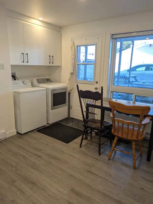 Beau grand 4 1/2, Ste-Anne-de-Beaupré, 2 parkings, Juillet - Photo 15