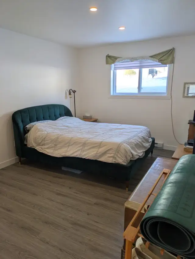 Beau grand 4 1/2, Ste-Anne-de-Beaupré, 2 parkings, Juillet - Photo 17