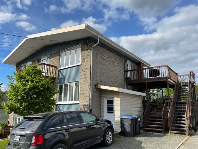 Superbe grand 5 1/2, 2e étage, Lévis Juillet