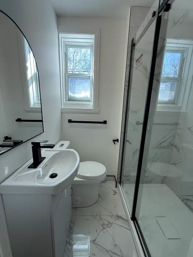 Superbe 2 1/2, Limoilou, wifi, RÉNOVÉ À NEUF! PROMO - Photo 7