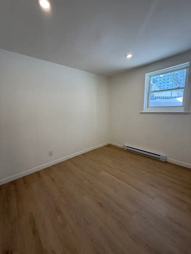 Superbe 2 1/2, Limoilou, wifi, RÉNOVÉ À NEUF! PROMO - Photo 10