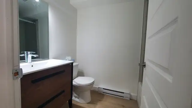 Magnifique 3 1/2 Saint-Bonaventure AVRIL - Photo 16