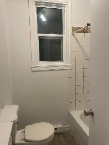 Superbe grand 3 1/2 2e étage Saint-Sauveur juillet - Photo 10