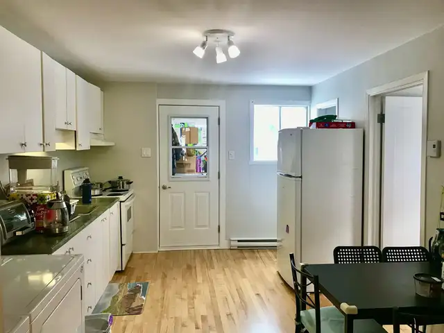 Très beau 4 1/2, rue Jean-Noël Ste-Foy JUILLET - Photo 4