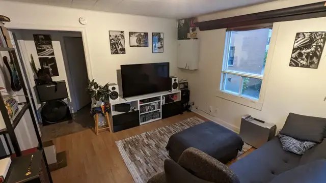 Beau 3 1/2 2e étage Limoilou juillet - Photo 2