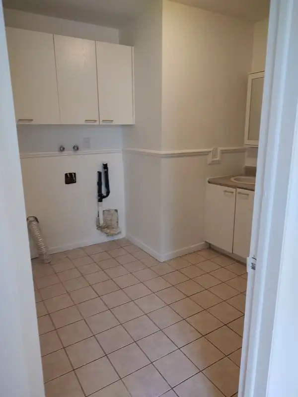 Très beau grand 3 1/2 Montmorency Juillet - Photo 3