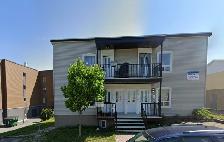 Beau grand 4 1/2, Ste-Foy 1er étage LIBRE Frais peint !